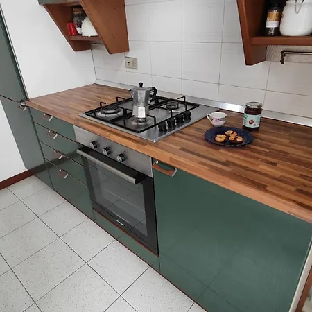 -downtown Apartment- 500m From The Sea - Ebikes - Next To Conero Natural Park アパート *