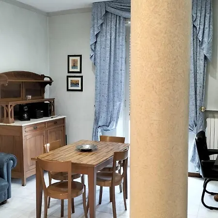 -downtown Apartment- 500m From The Sea - Ebikes - Next To Conero Natural Park *